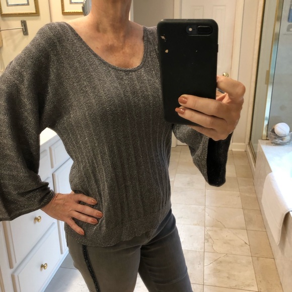 FREE with purchase: Chico silver metallic sweater, full sleeves, Sz M - Picture 6 of 11